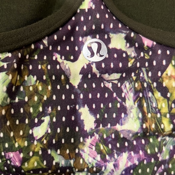 Lululemon Tank - Picture 4 of 4